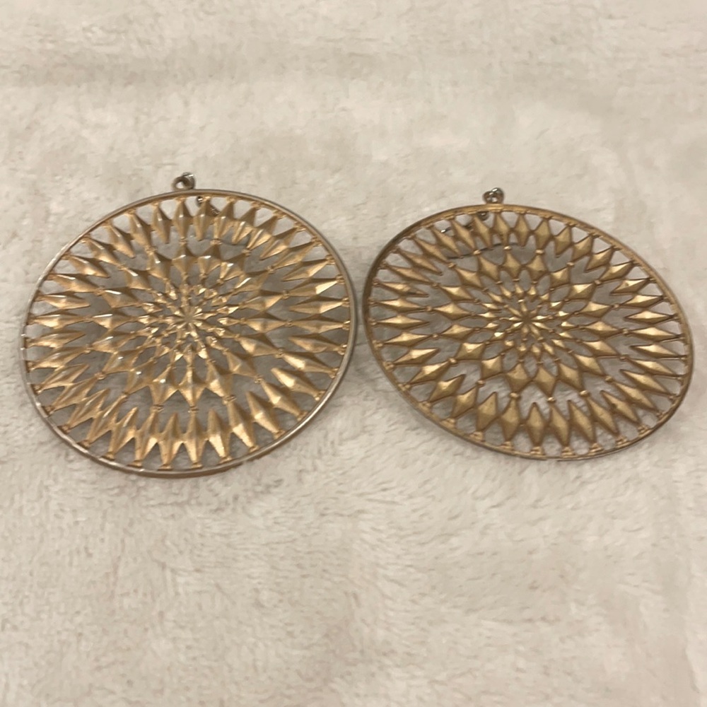 Gold earrings